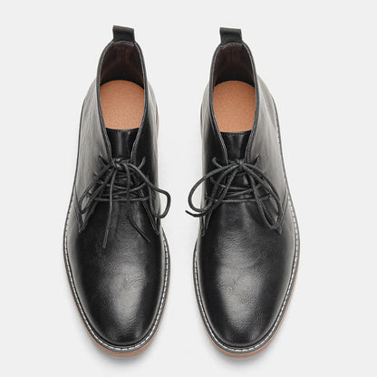 ARMANDO™ CHUKKA BOOTS