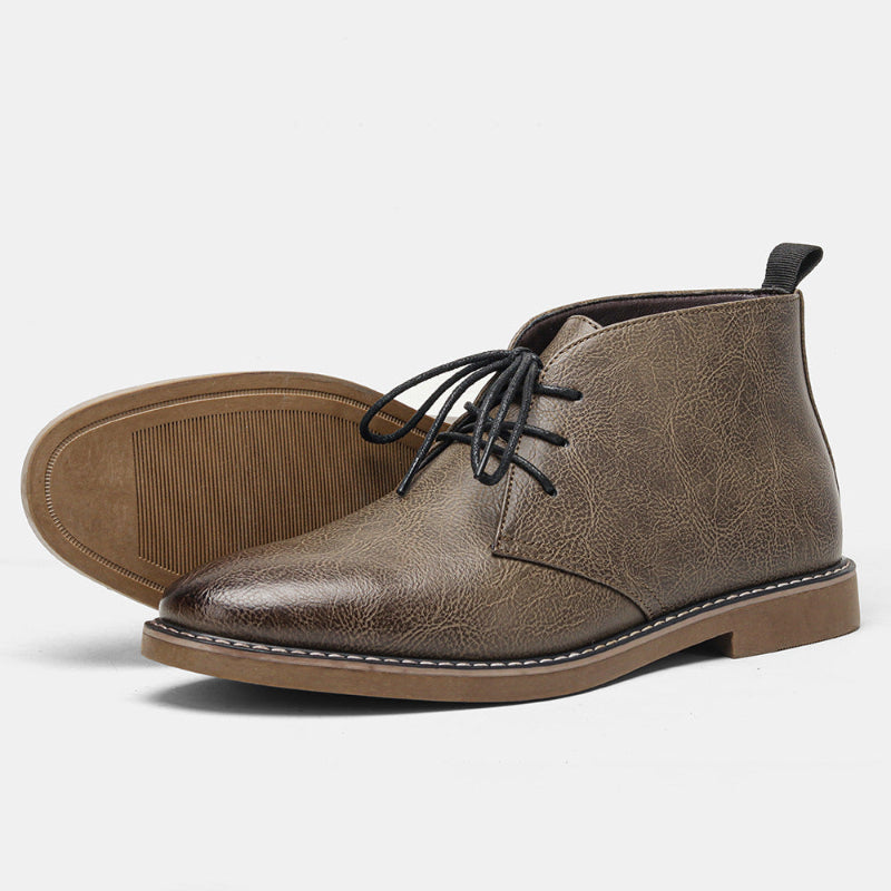 ARMANDO™ CHUKKA BOOTS