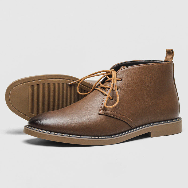 ARMANDO™ CHUKKA BOOTS