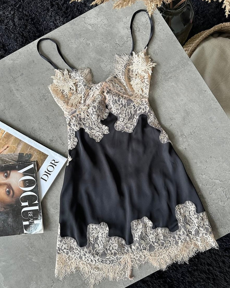 V-neck Ice Silk Lace Patchwork Backless Camisole Nightgown - Kamoori